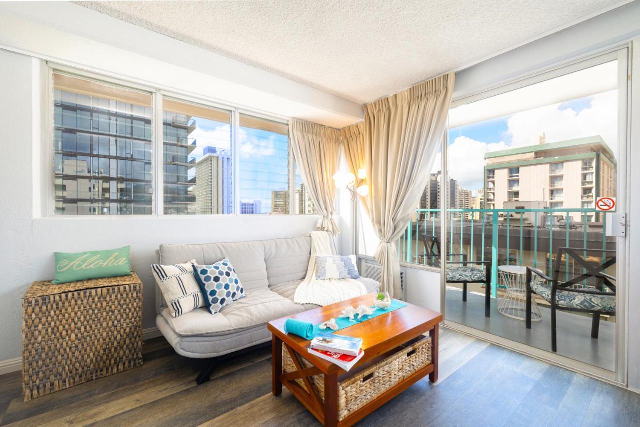 Beautiful Studio In The Heart Of Vibrant Waikiki Honolulu Exterior foto